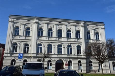 Wydział Prawa i Administracji Uniwersytetu Zielonogórskiego.
